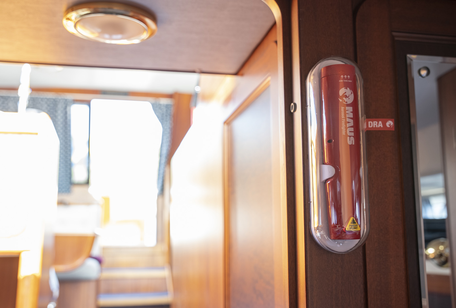 Maus-spain-espacios-barcos_0002_MAUS Xtin Klein Boat