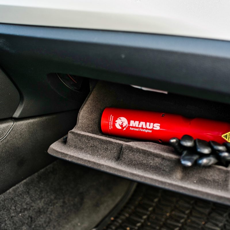 Xtin-Klein-instalación-2